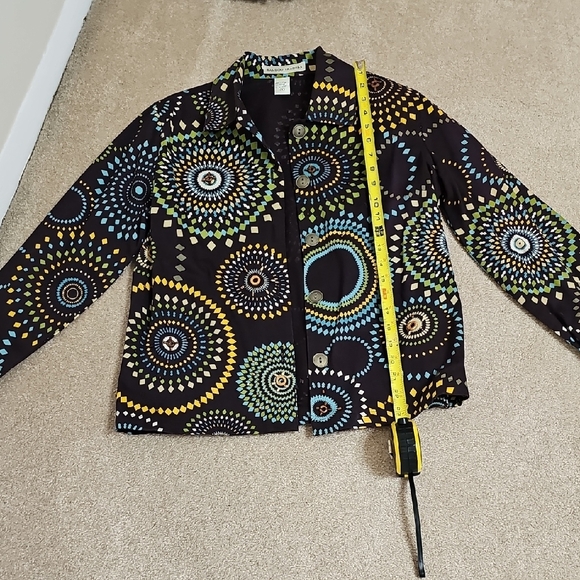 Colorful Patterned Women's Jacket With Matching Capris Panrs - Picture 4 of 12